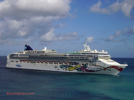 Picture Norwegian Jewel cruise ship
