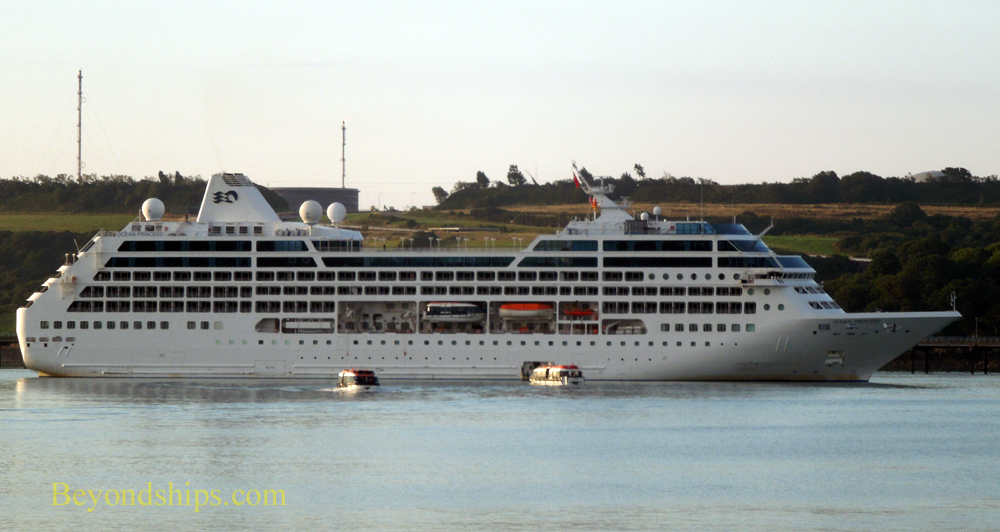 Picture cruise ship Ocean Princess