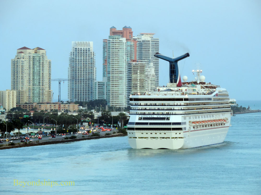 Cruise ship Carnival Victory