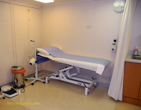 Examination room, Medical Centre on Queen Mary 2