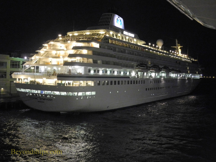 Picture cruise ship Crystal Symphony