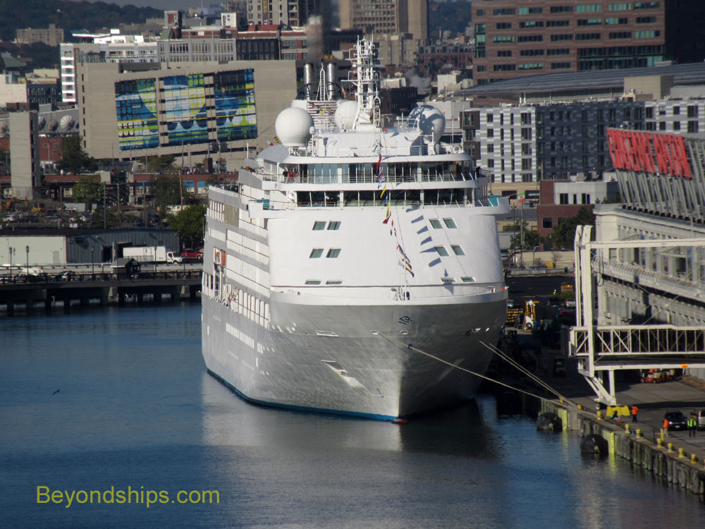 Cruise ship Silver Whisper