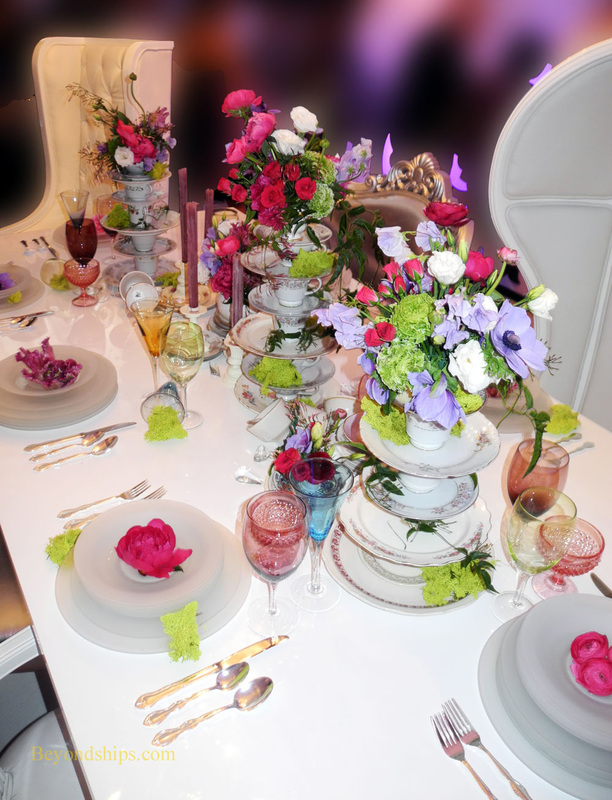 Table setting for Wonderland on Quantum of the Seas