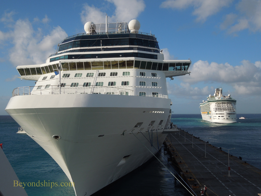 Picture cruise ships Celebrity Eclipse and Independence of the Seas