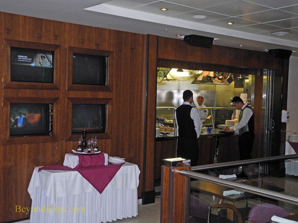 Chefs Galley, Queen Mary 2